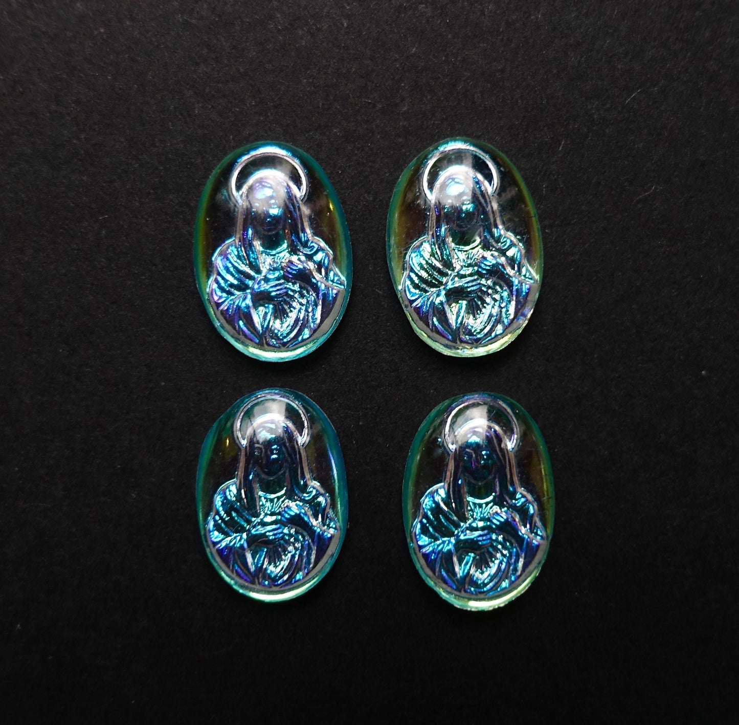 6 Cabochons Maria Oval 14x10mm Aurora borealis