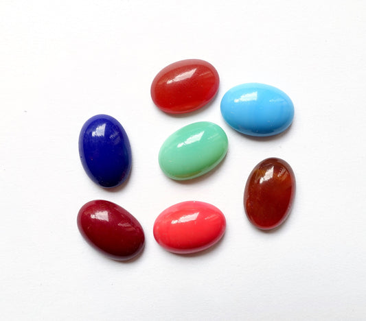 12 cabochons Oval 14x10mm satt bunt opak
