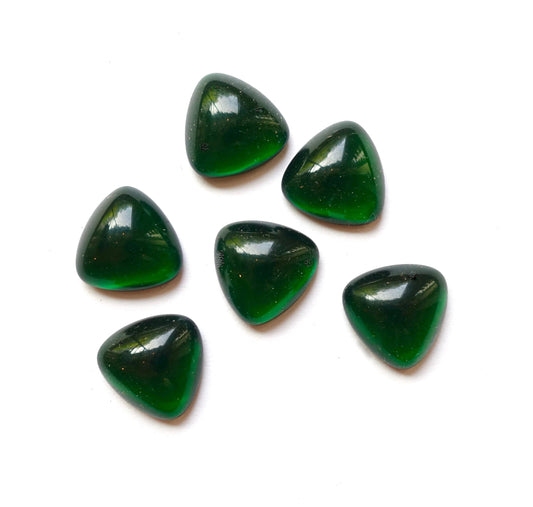 10 cabochons dreieck grün 14x14mm transparent
