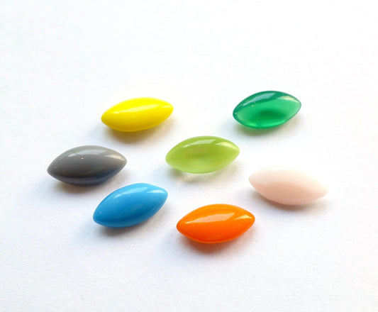 36 Schmucksteine Navette 10x5mm bunt satt opak