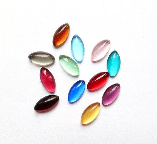 36 cabochons Navette 10x5mm transparent bunt mix